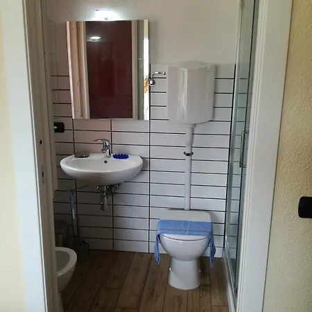 Oda ve Kahvaltı A Ca Me 4*