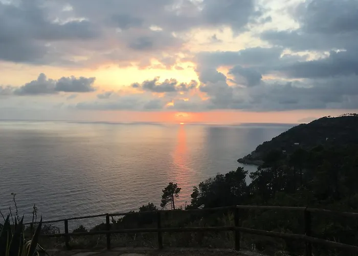 לינה וארוחת בוקר A Ca Me